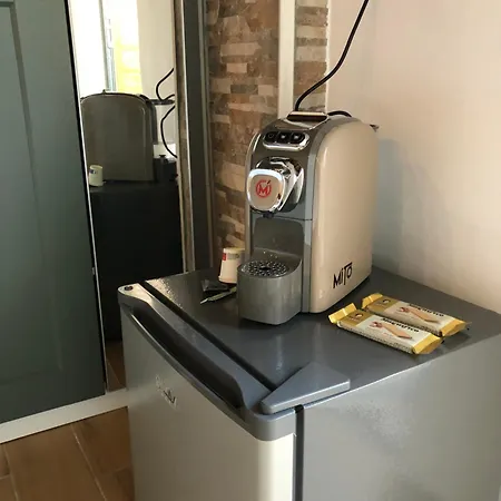 Πανσιόν Almayer Scauri Mare