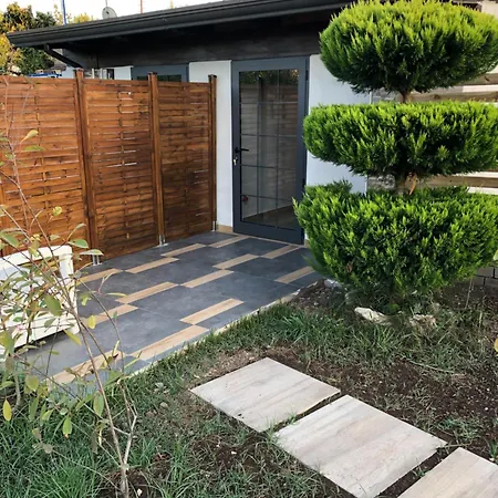 Pensión Almayer Scauri Mare 3*