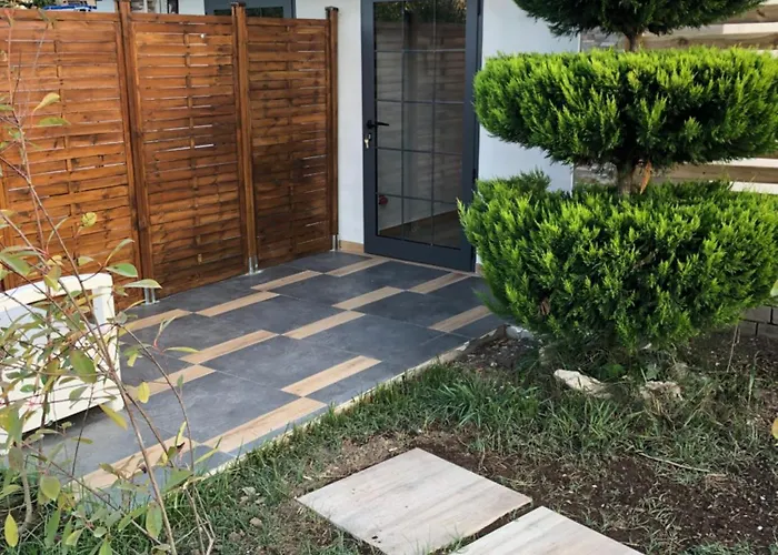 Pensión Almayer Scauri Mare 3*