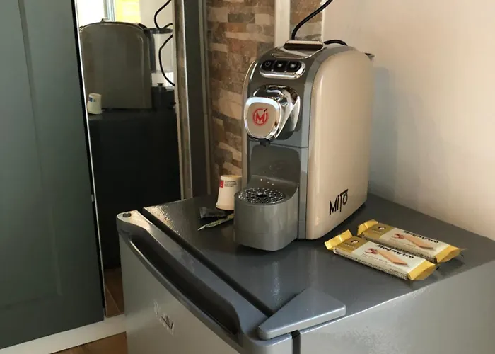 Pensión Almayer Scauri Mare